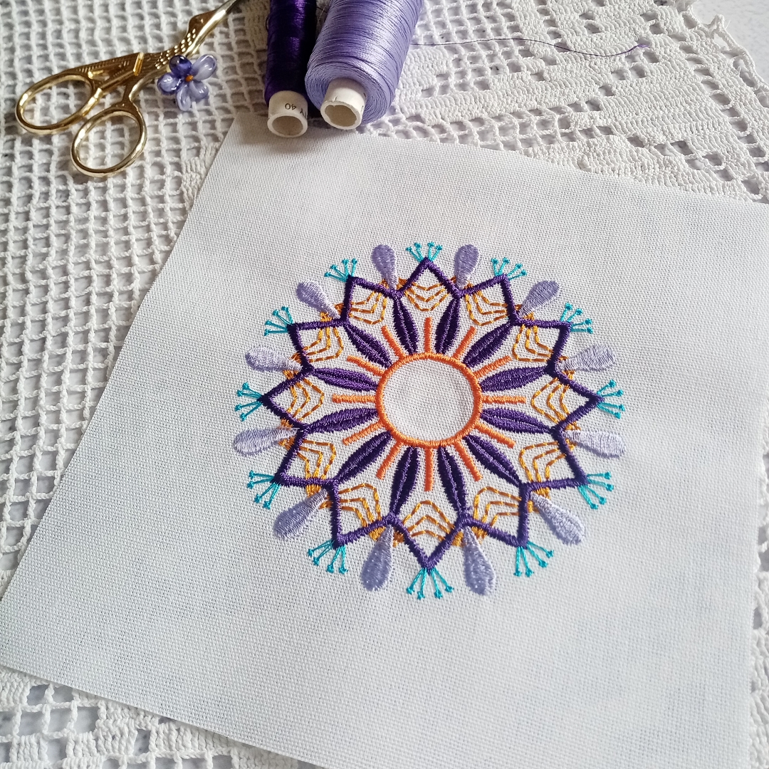 Výšivka na látce - mandala - JEDINÝ KUS