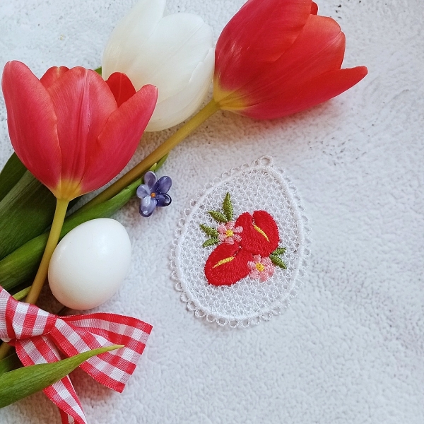 Krajková ozdoba - velikonoční vejce